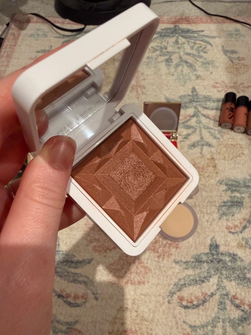 Chanel, Rhode, Gucci, Charlotte Tilbury, Saie and more makeup bundle - Picture 4 of 12
